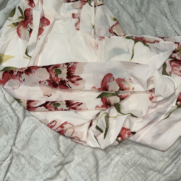 Floral slit pants NWT - Picture 4 of 4